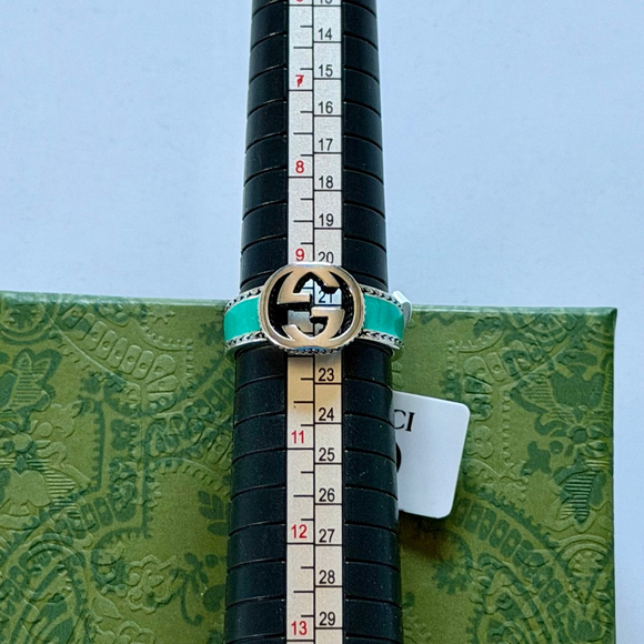 Gucci Interlocking G Silver Green Enamel Ring Size 10 - Picture 7 of 9